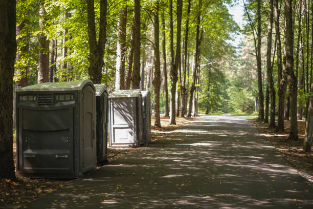 Best Porta potty rental near me  in Belding, MI